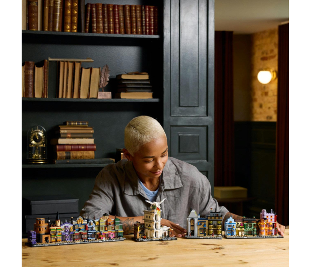 LEGO Harry Potter 76444 Magiczne sklepy na Ulicy Pokątnej - 1284244 - zdjęcie 5